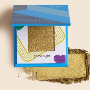 TETRIS X IPSY single eyeshadow in game night